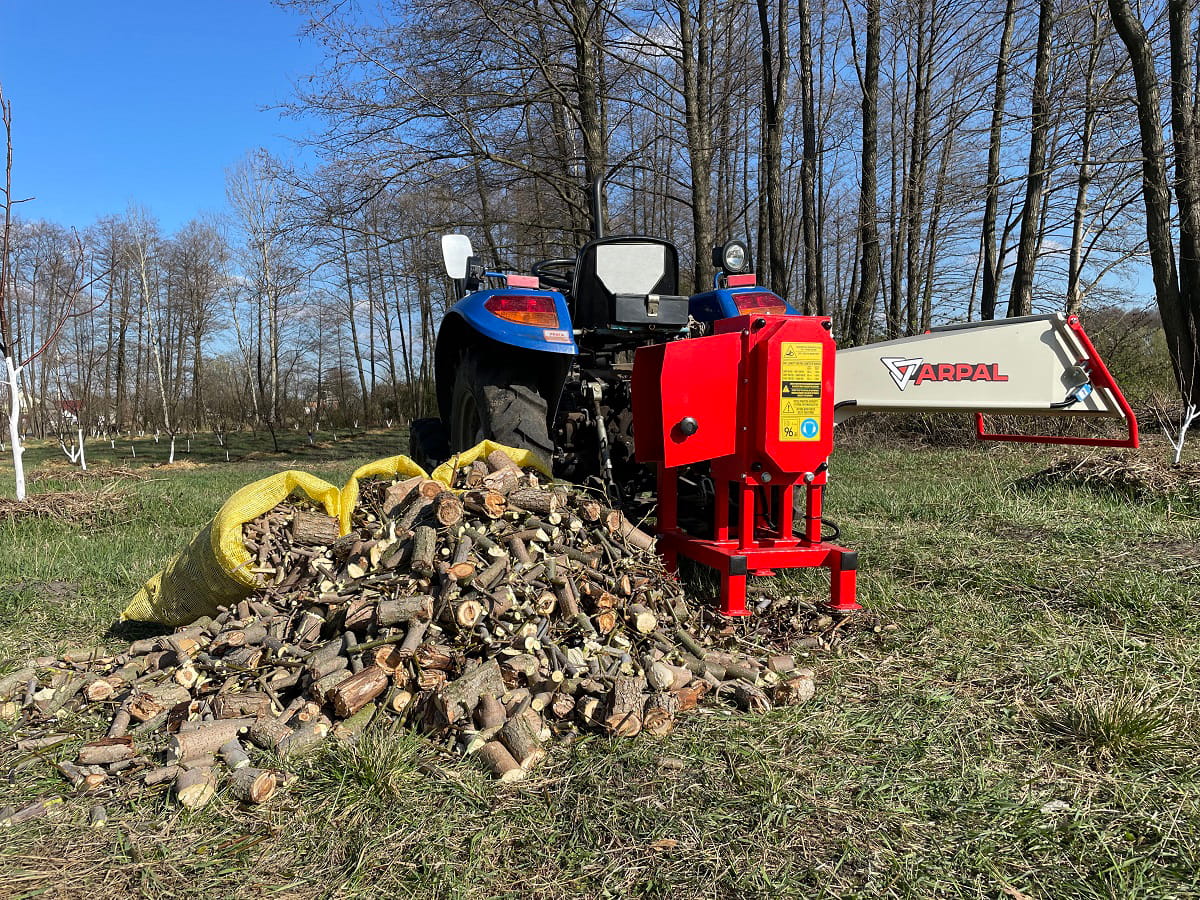 Tocător de crengi ARPAL Classic pentru tractor